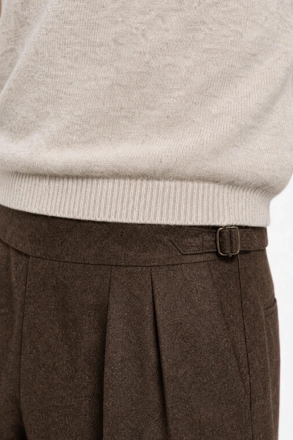 Низ изделия. Мужской трикотаж, образ MT225, серо-бежевое, гладкая вязка